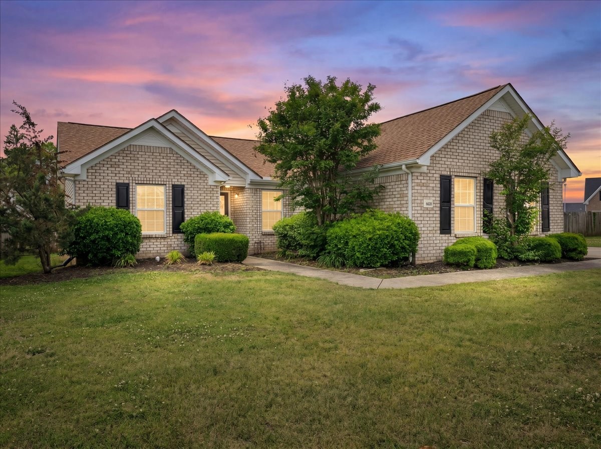3325 Perlino Dr