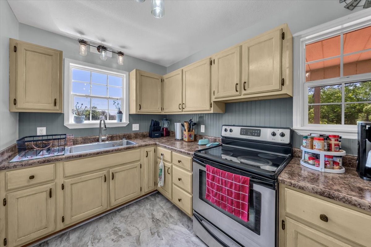 351 Old Prospect Rd