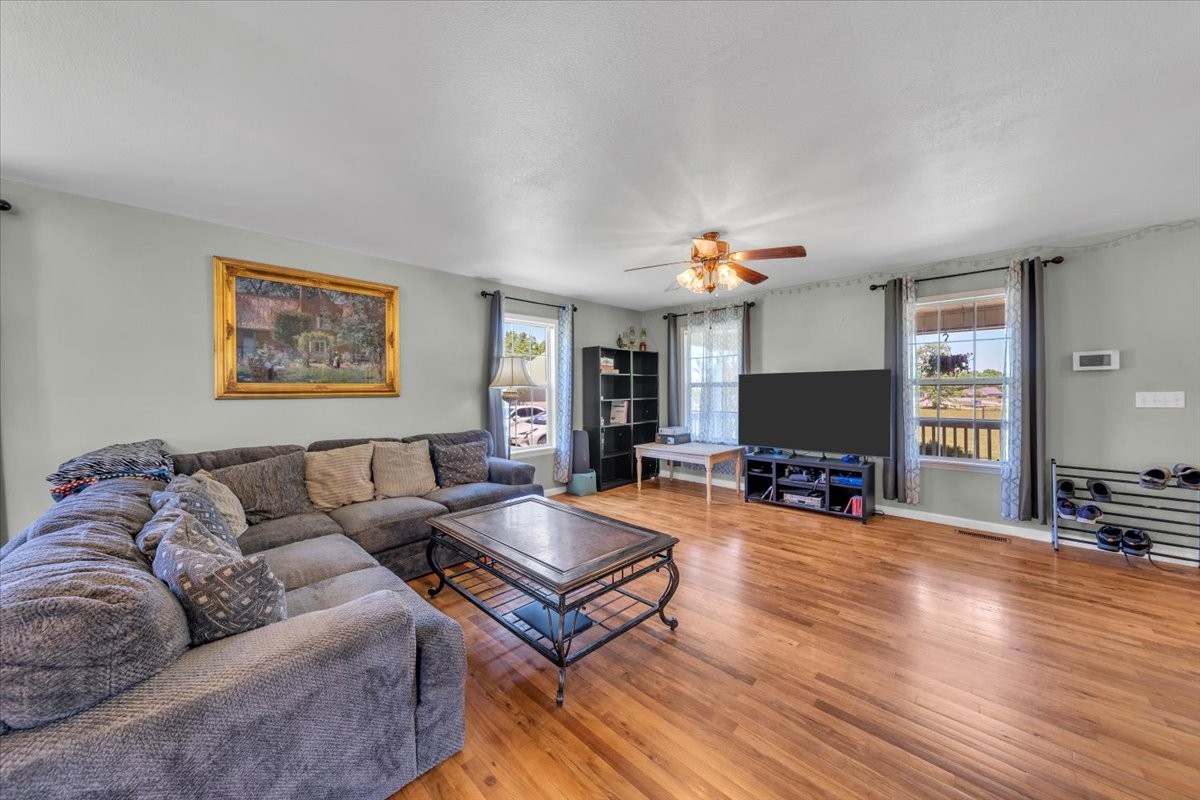 351 Old Prospect Rd