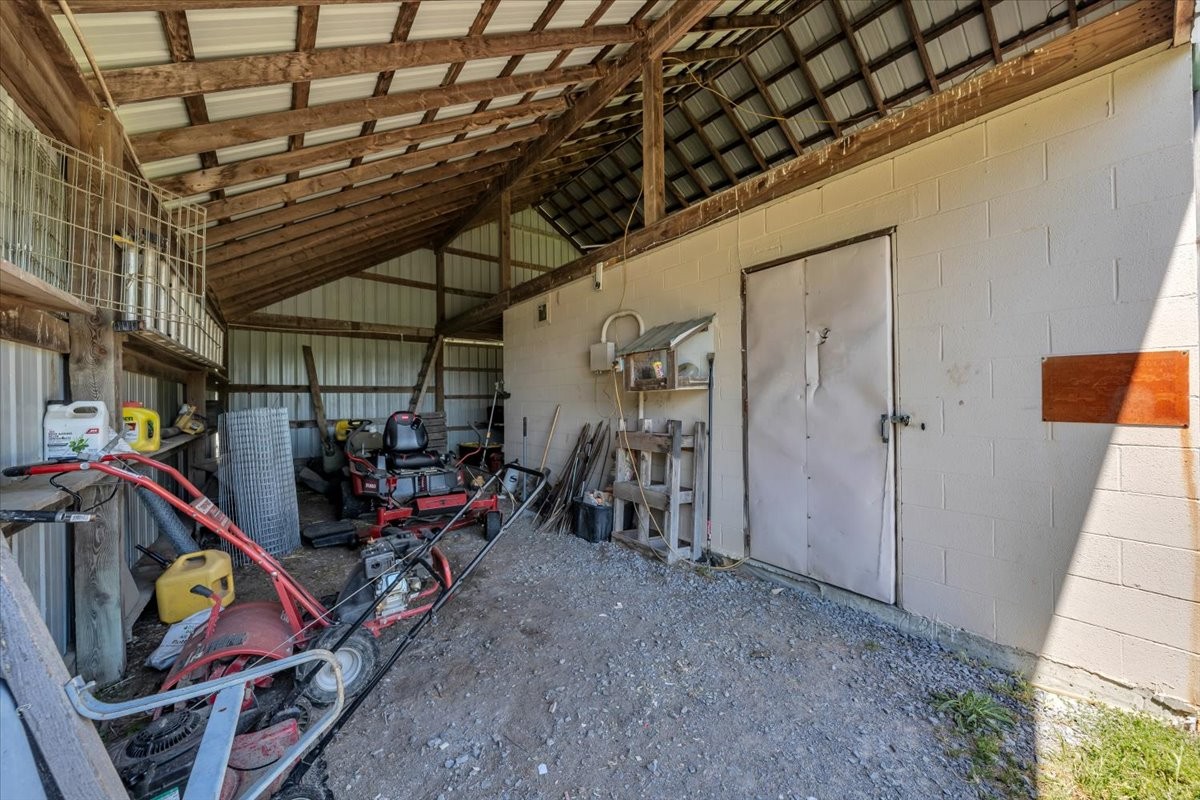 351 Old Prospect Rd