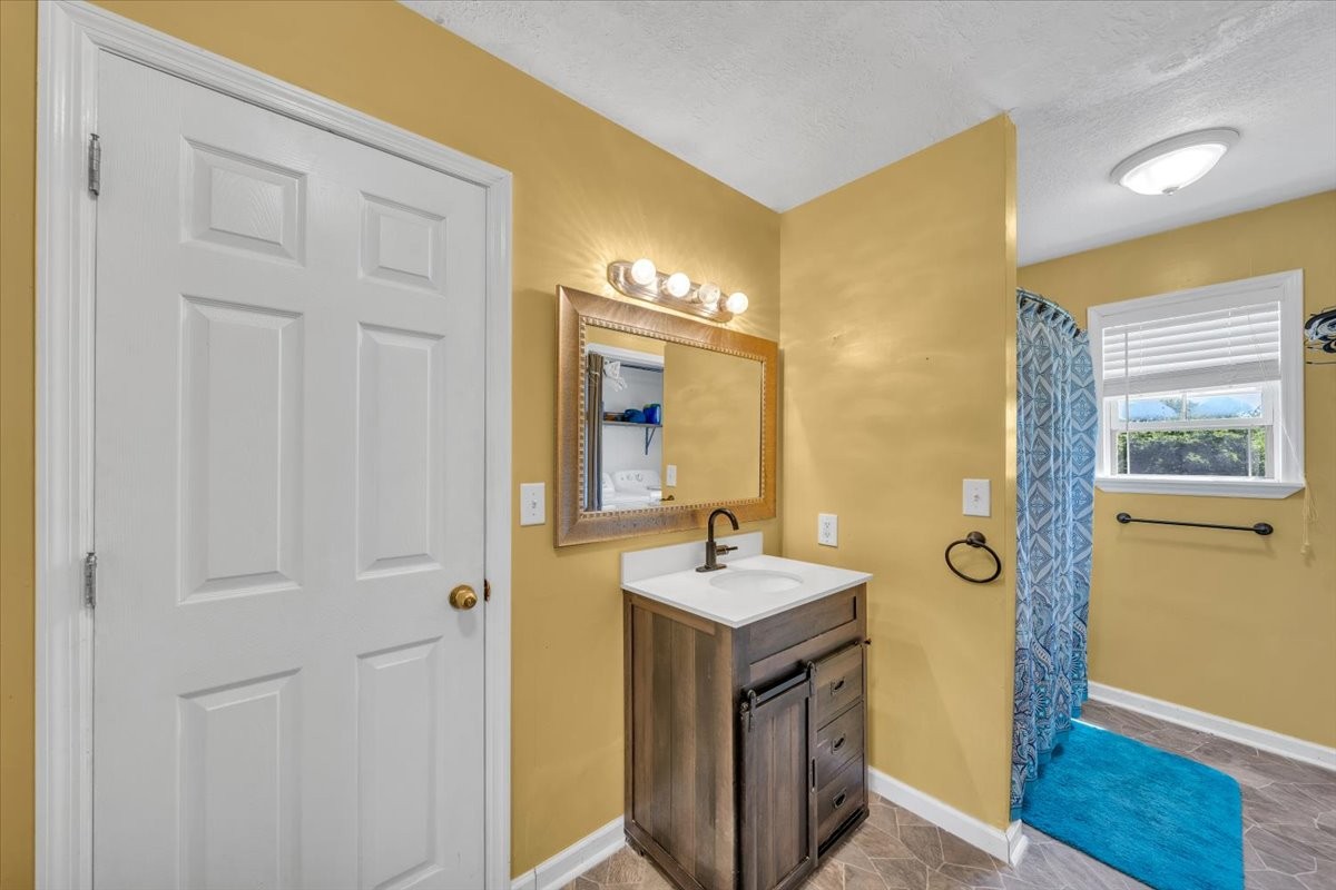 351 Old Prospect Rd