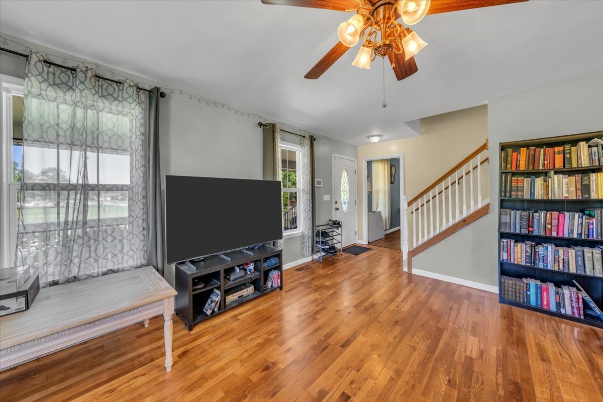 351 Old Prospect Rd