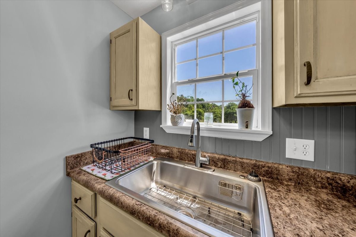 351 Old Prospect Rd