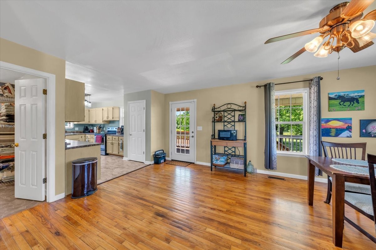351 Old Prospect Rd