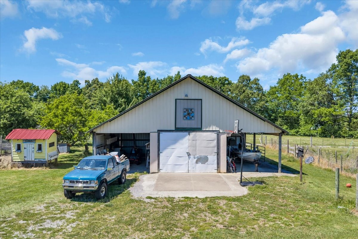 351 Old Prospect Rd