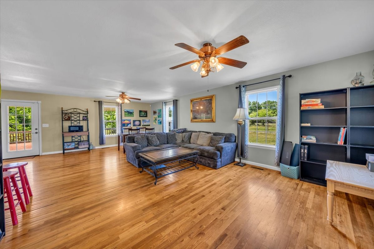 351 Old Prospect Rd