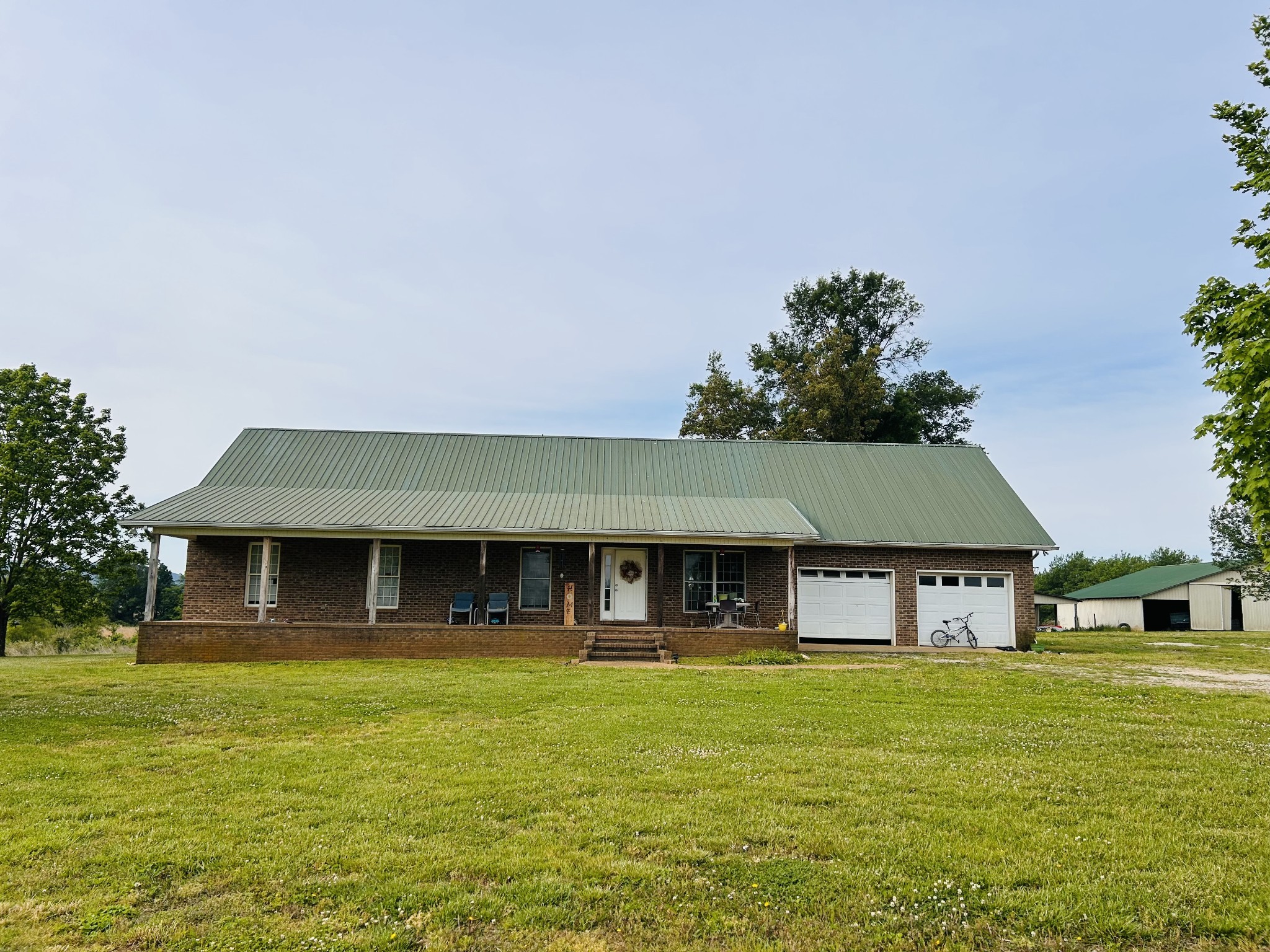 235 Breezy Knoll Ln