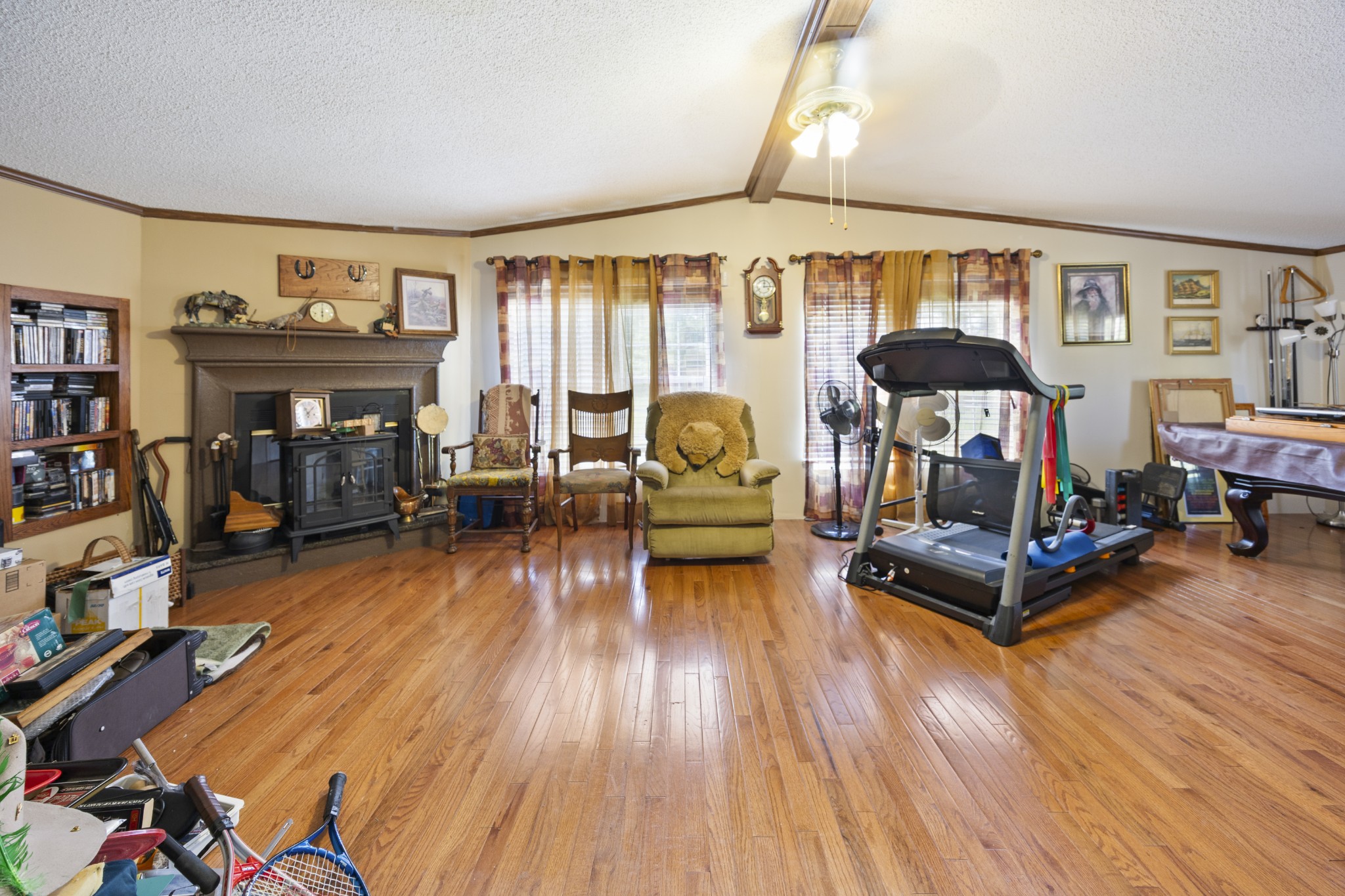 78 Treeline Ct