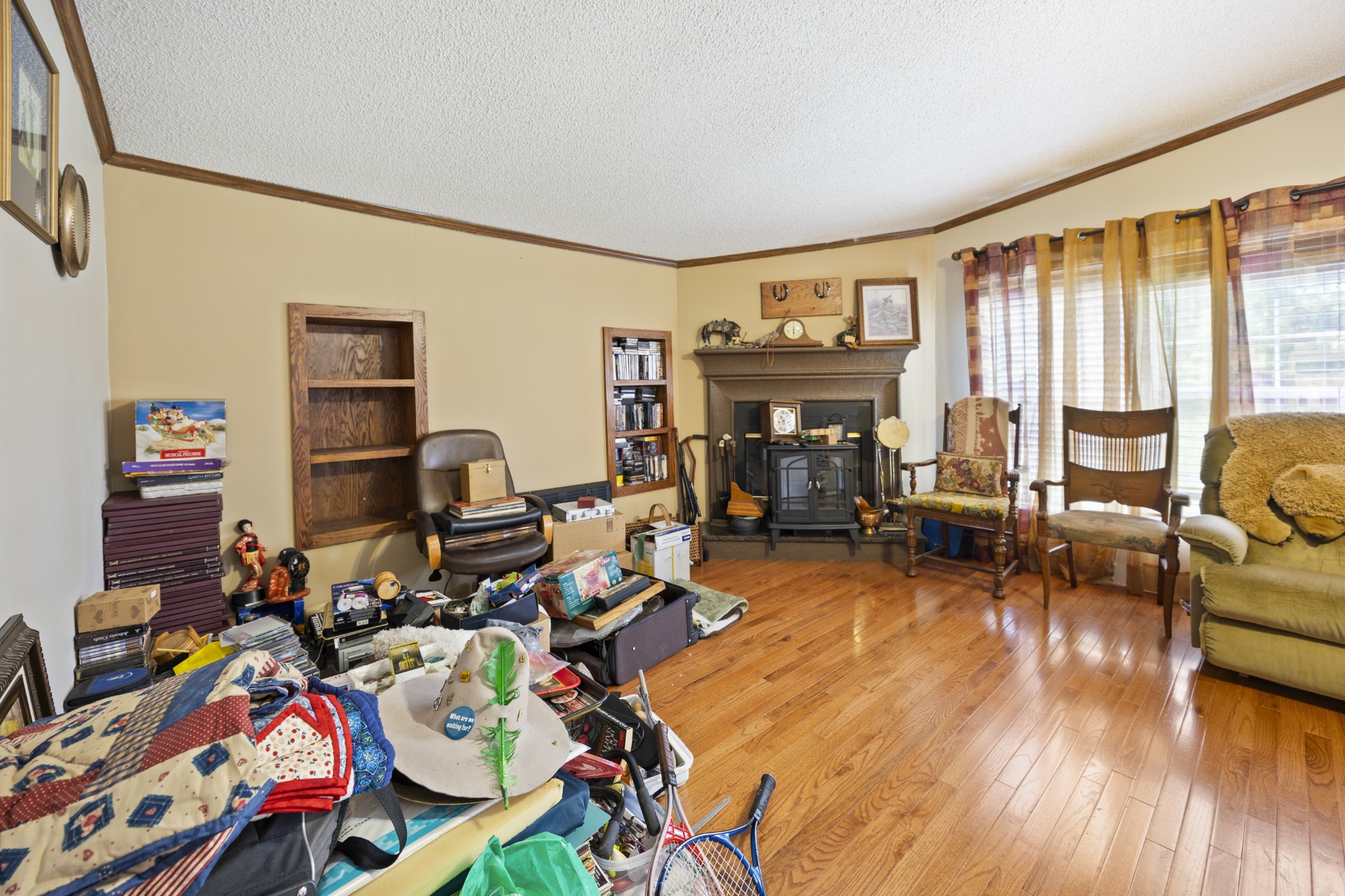 78 Treeline Ct