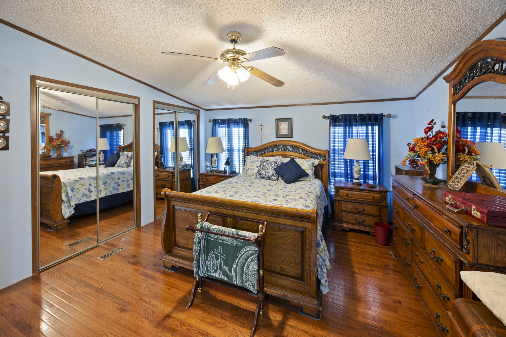 78 Treeline Ct
