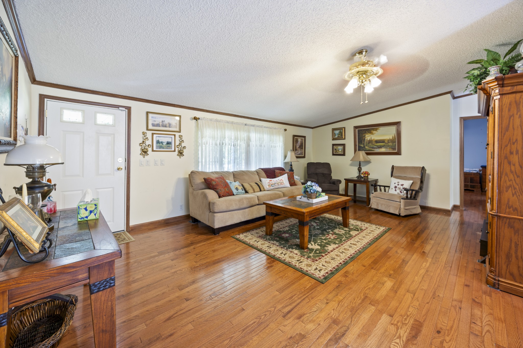 78 Treeline Ct