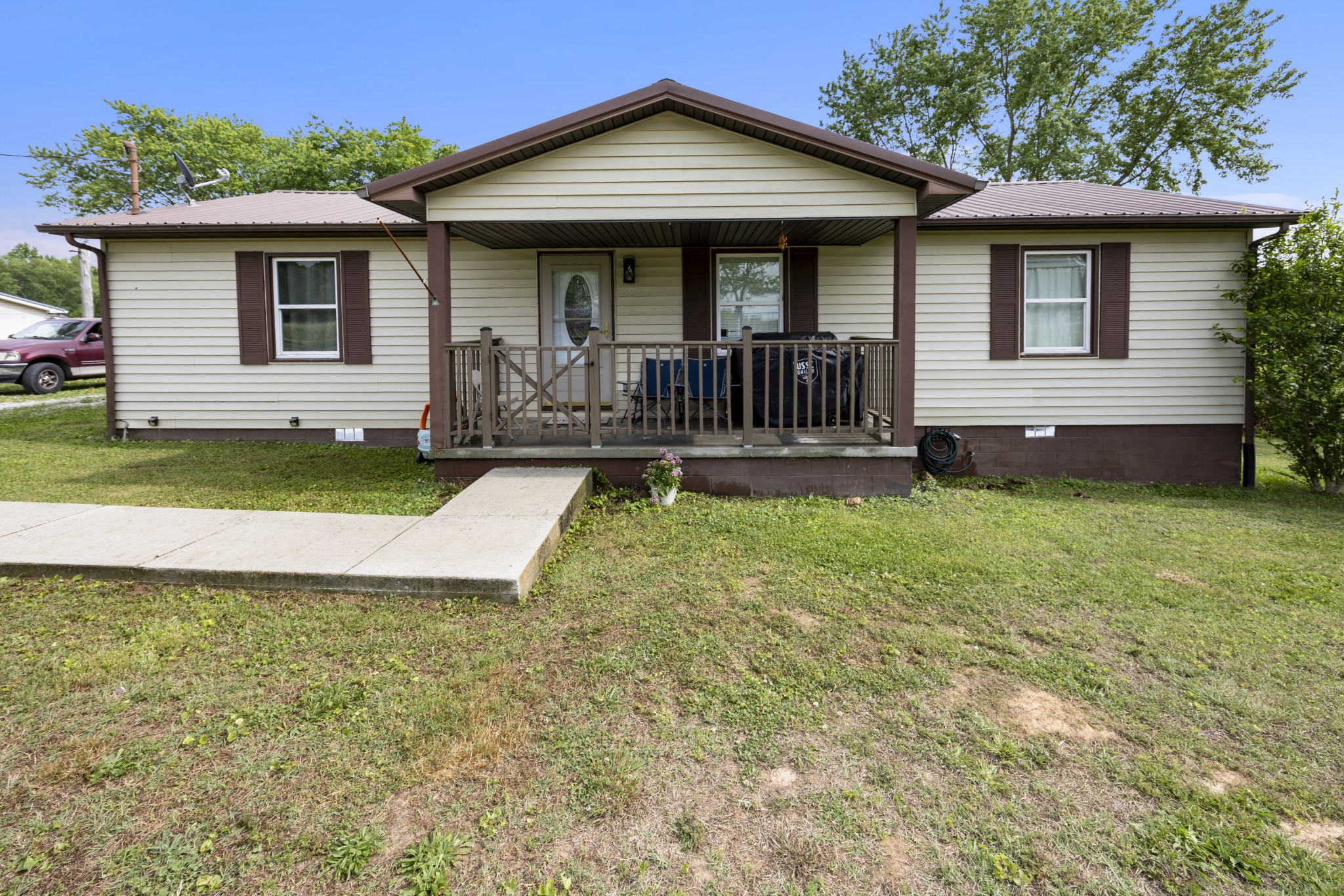 421 Shady Grove Rd