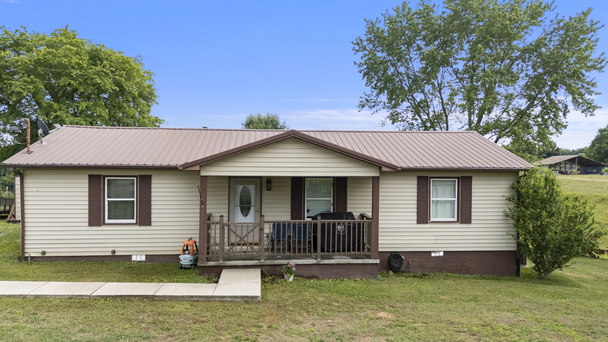 421 Shady Grove Rd