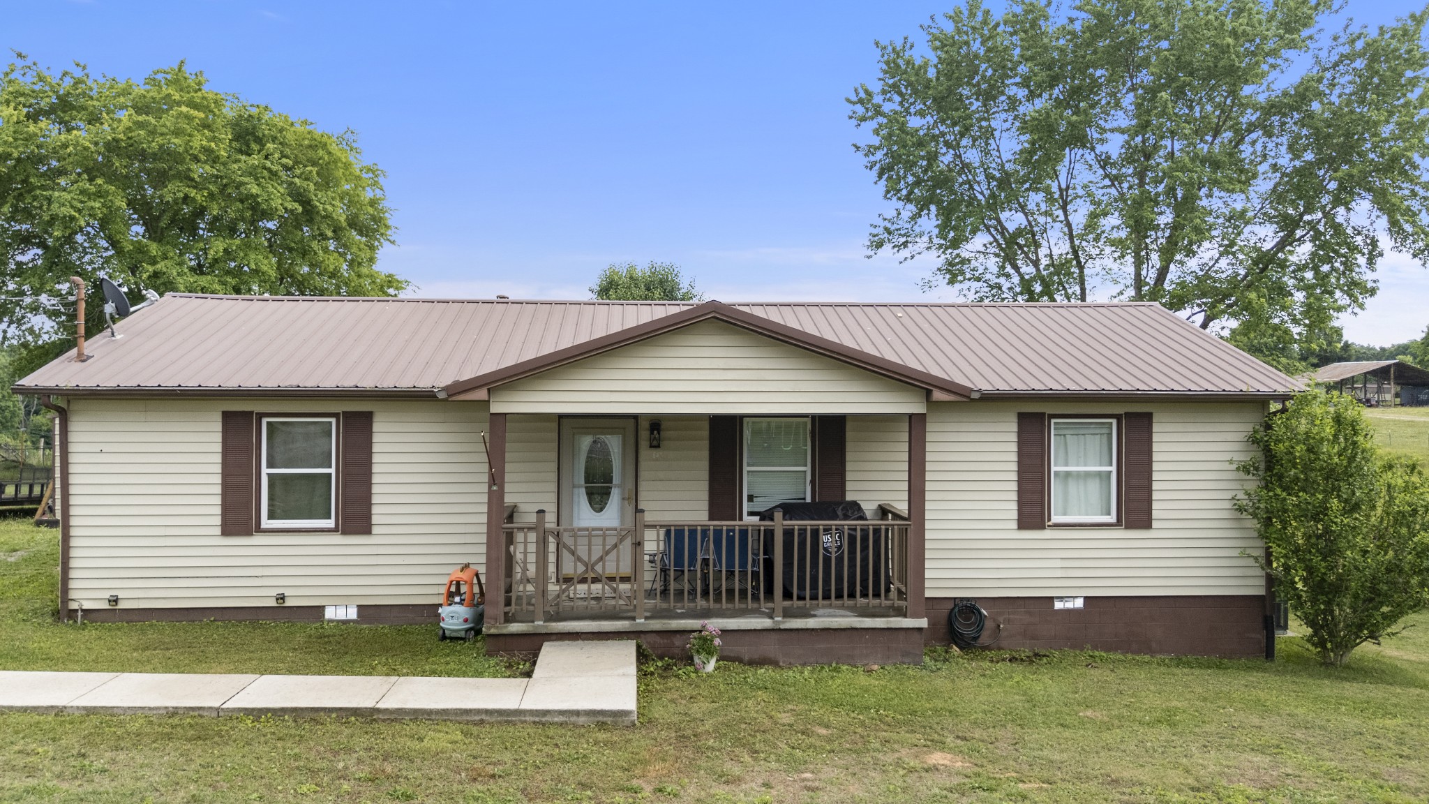 421 Shady Grove Rd