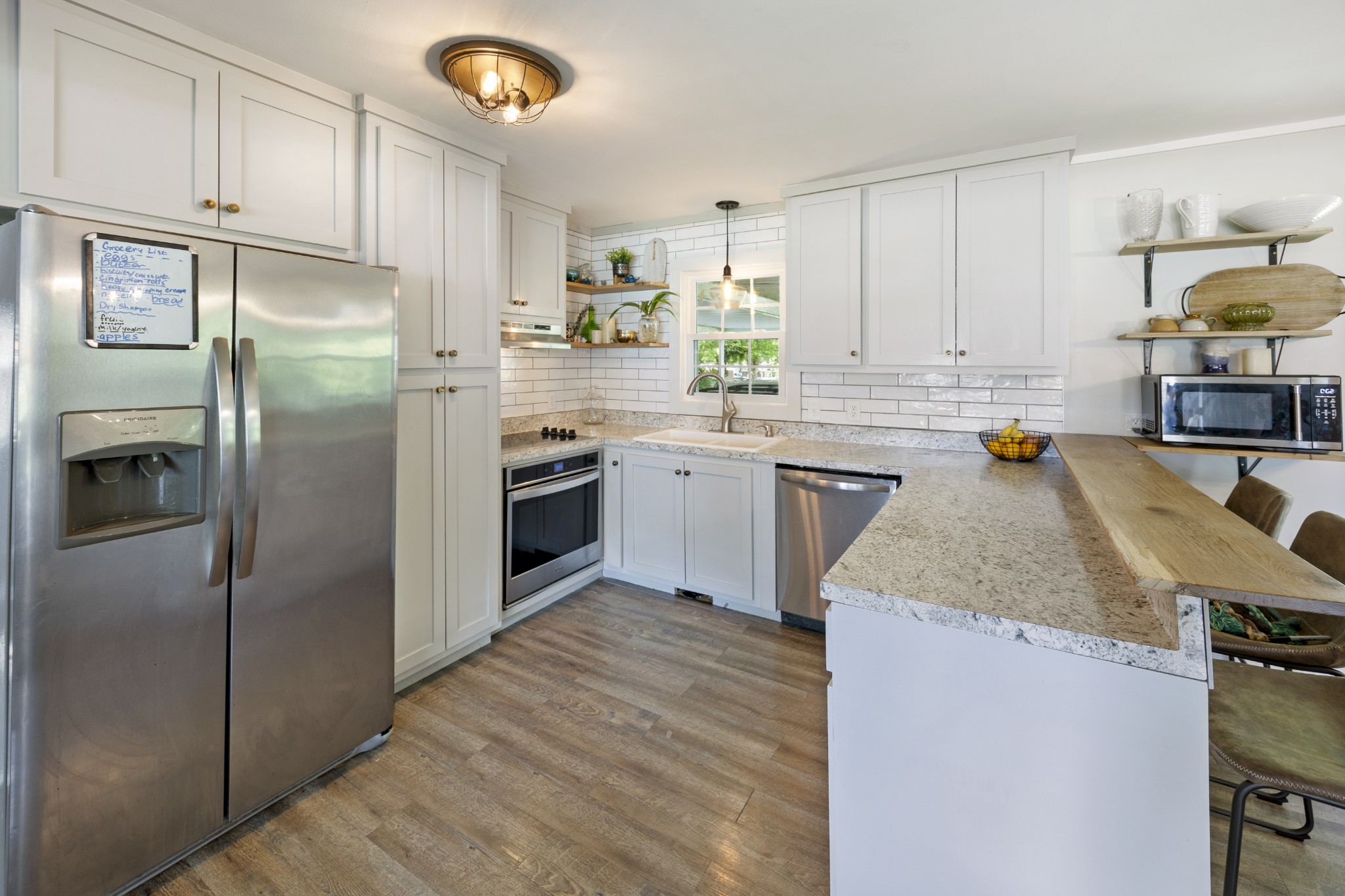112 Bel Aire Dr
