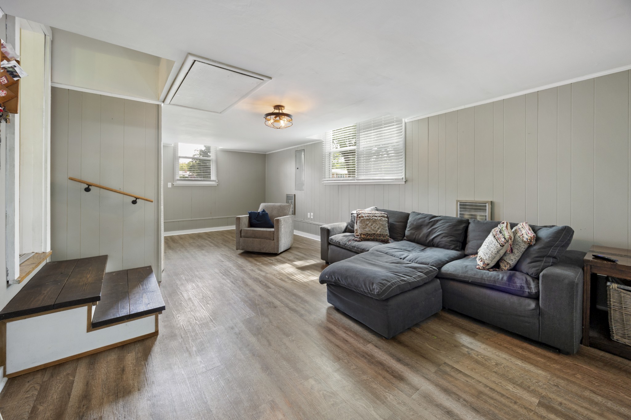 112 Bel Aire Dr