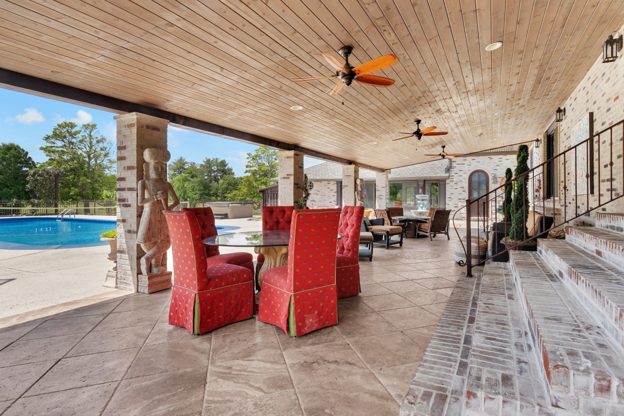 5016 Hillsboro Hwy