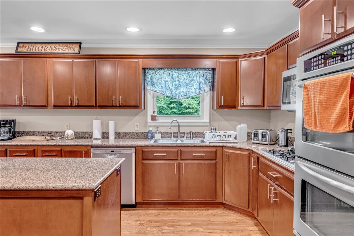 161 Brown Ln
