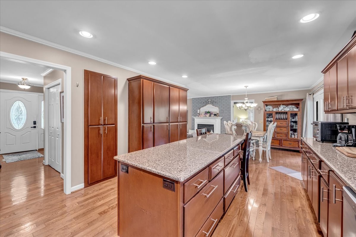 161 Brown Ln
