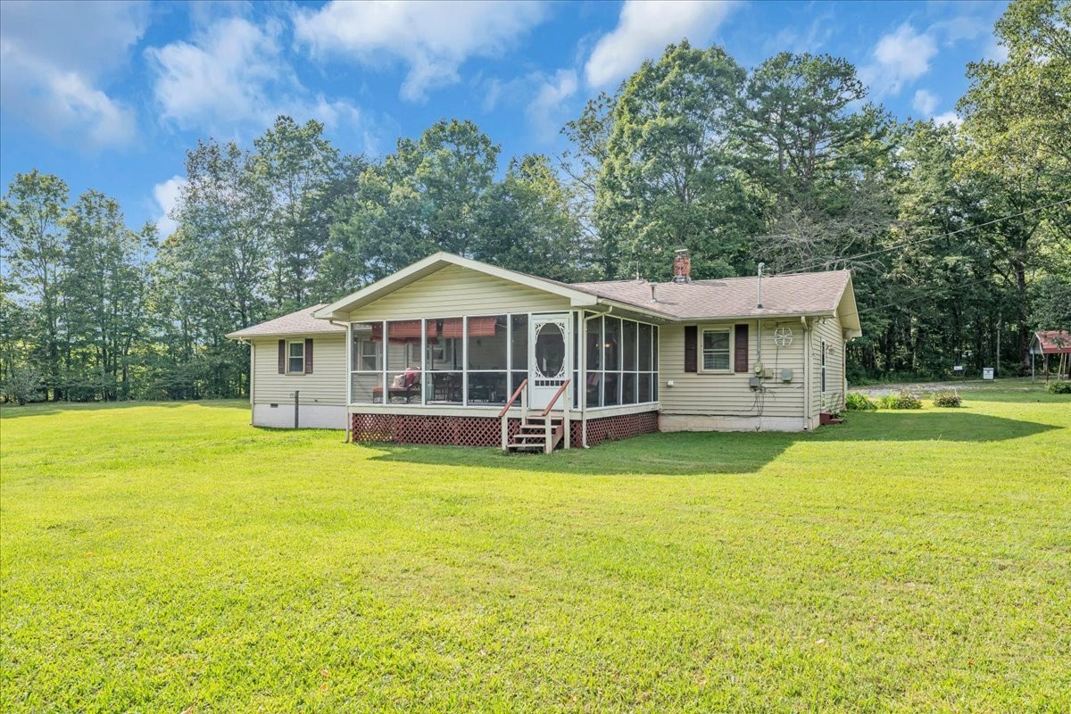 161 Brown Ln
