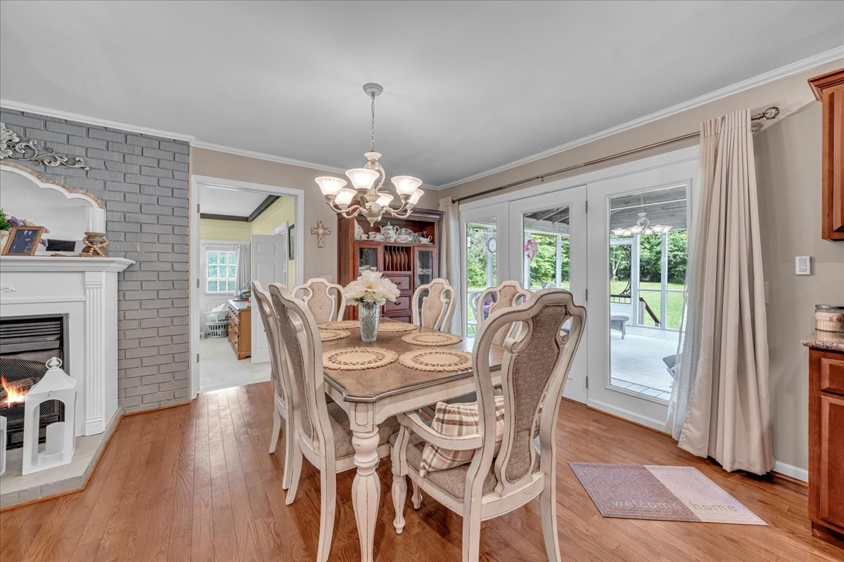 161 Brown Ln