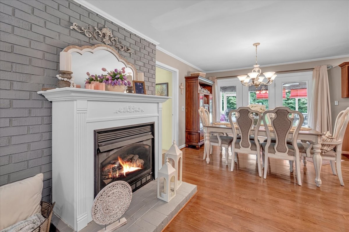 161 Brown Ln