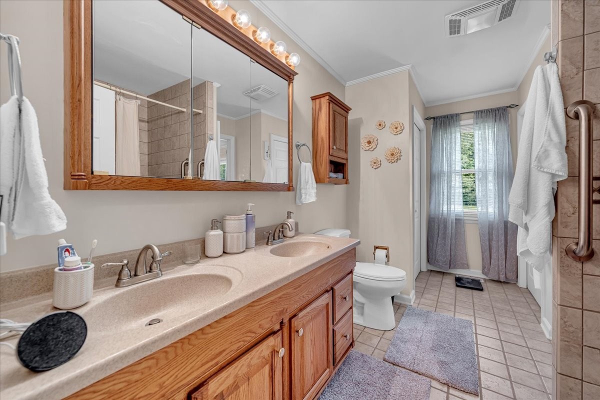 161 Brown Ln