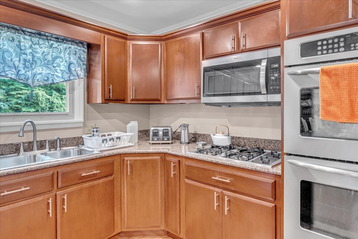 161 Brown Ln