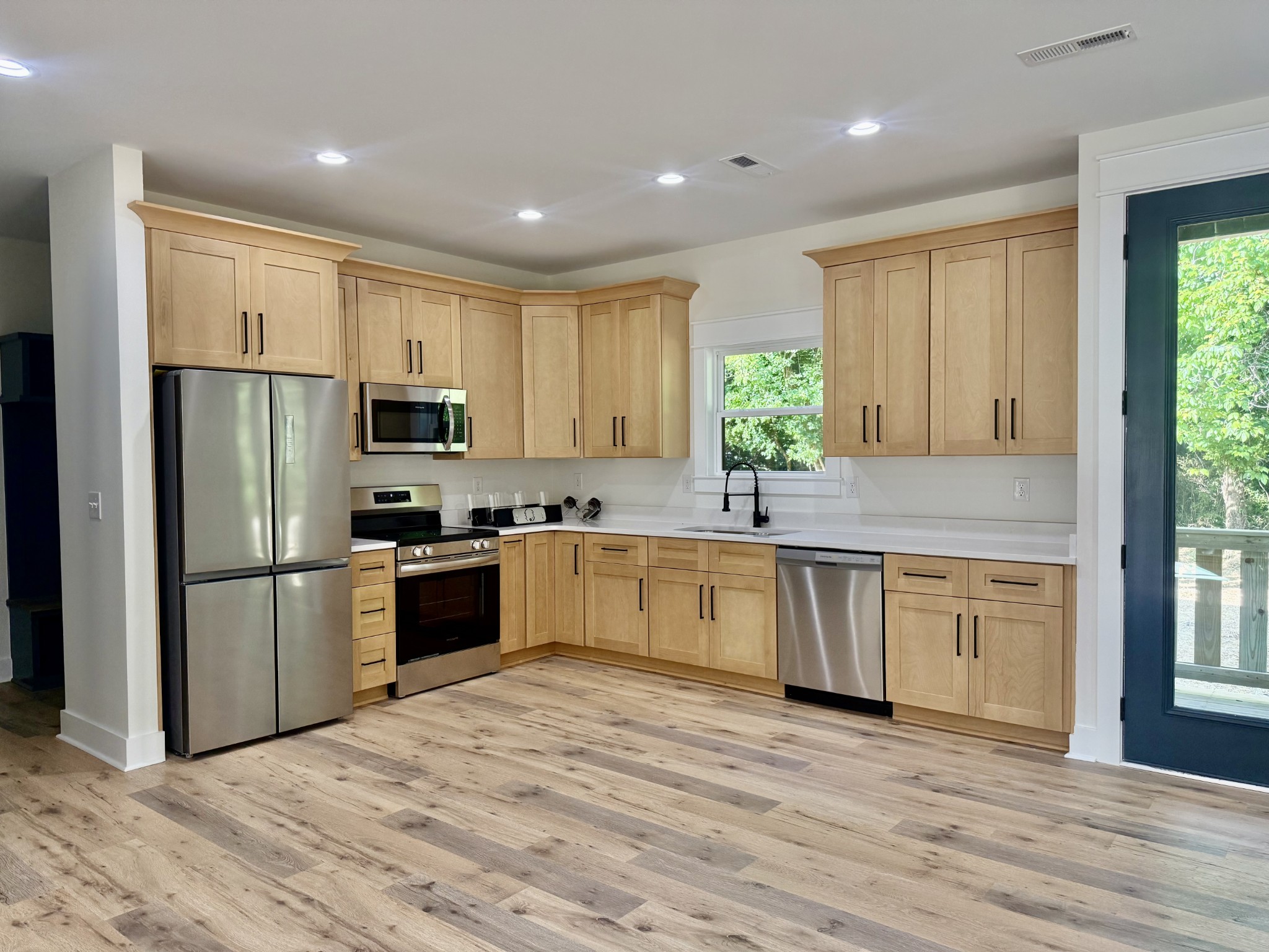 355 Summitville