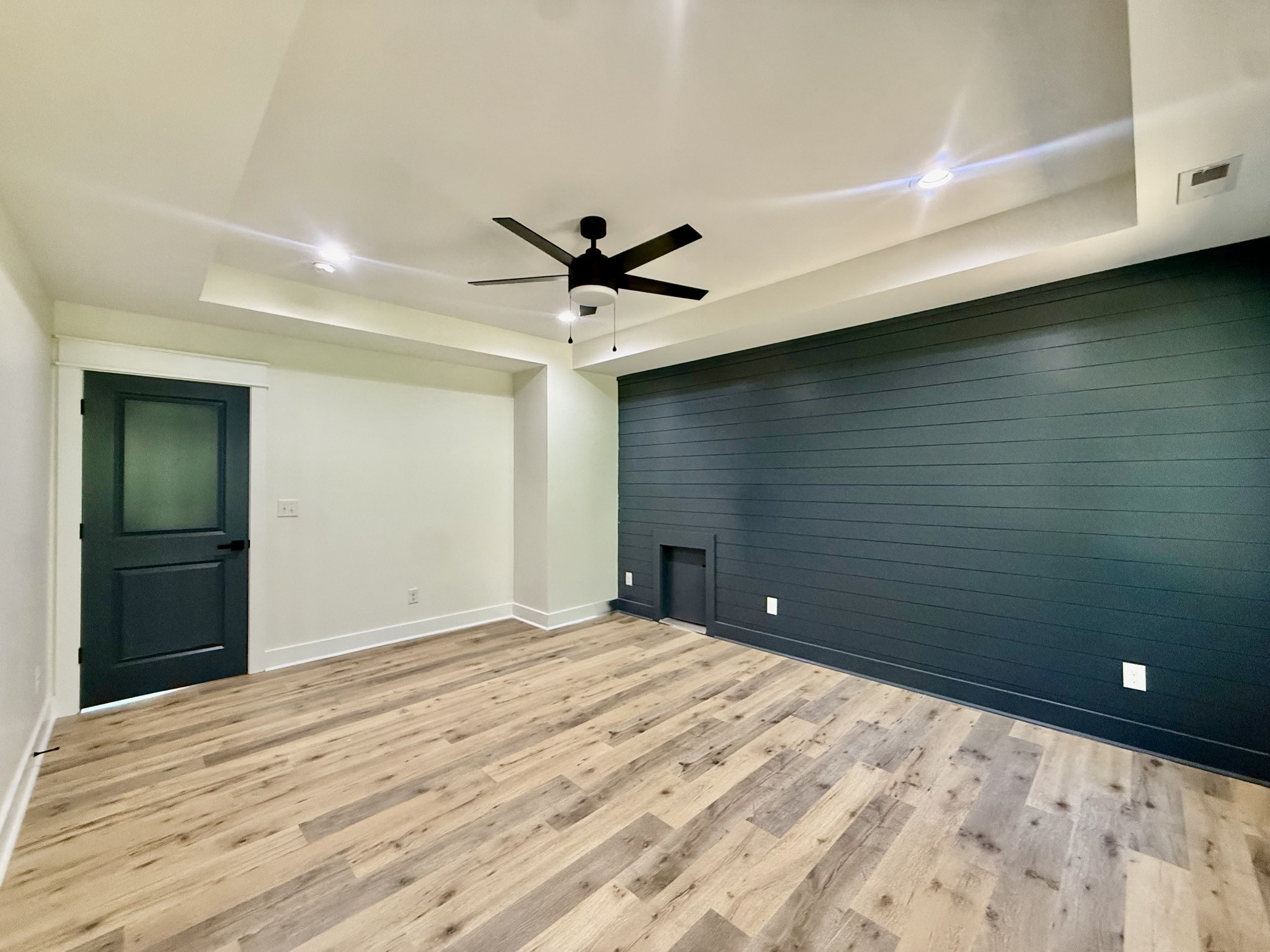 355 Summitville