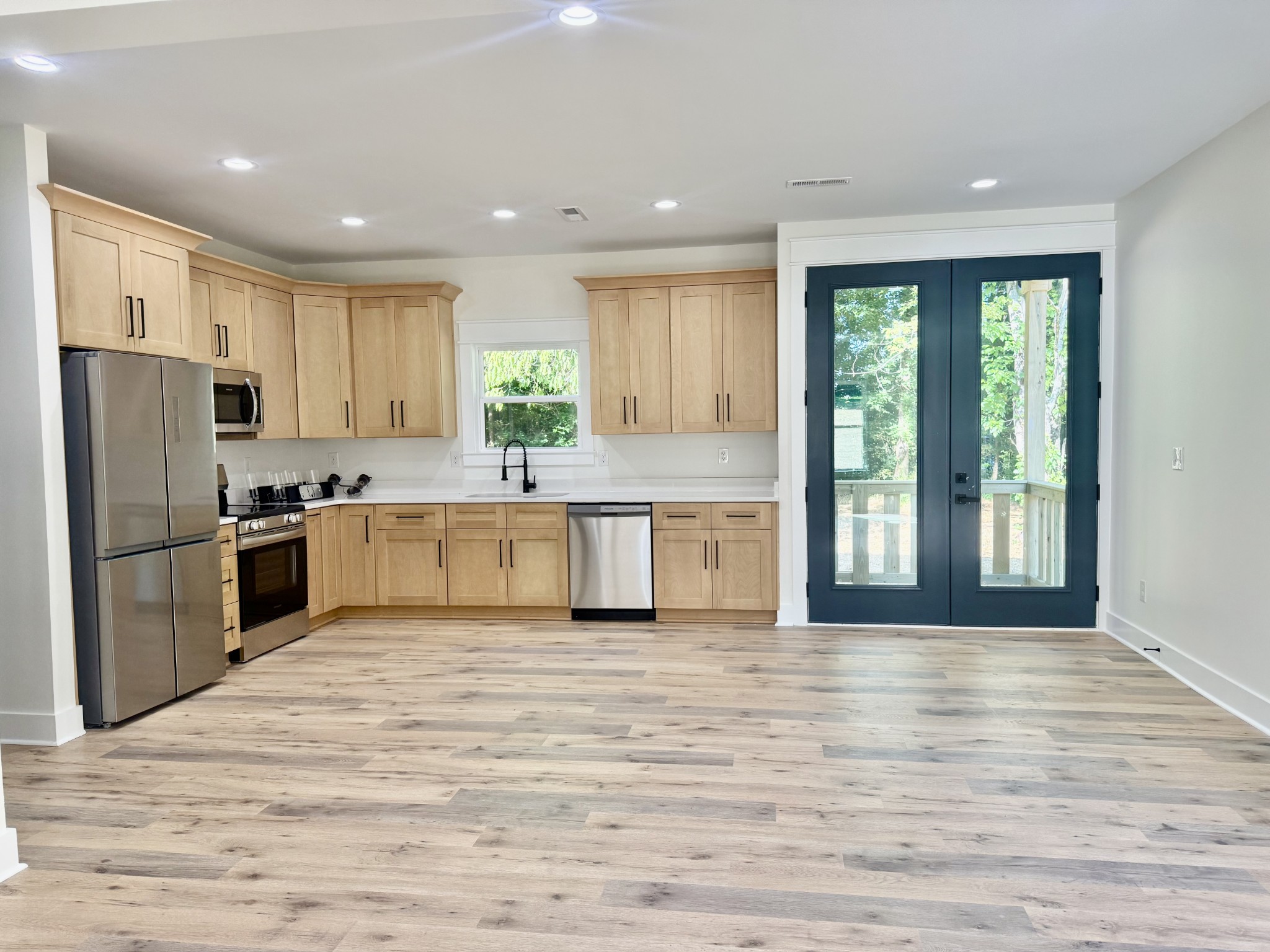 355 Summitville