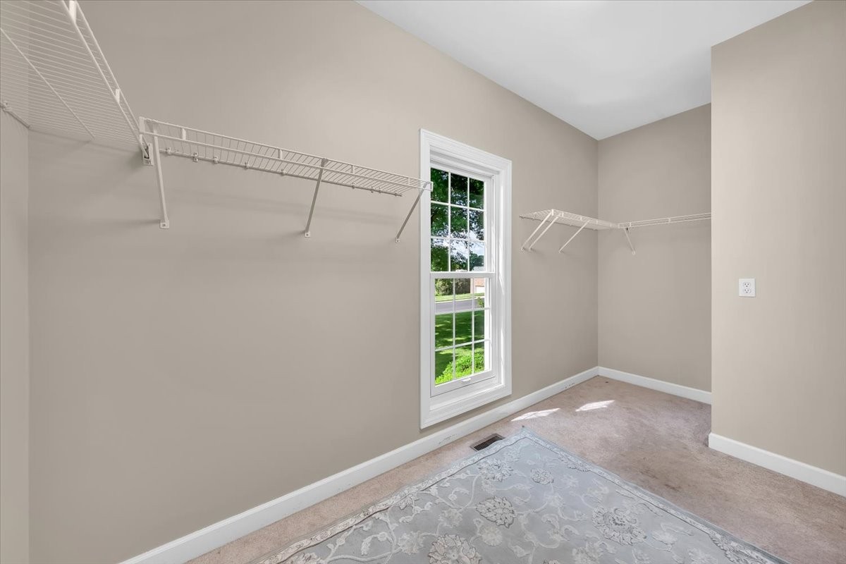 143 Hunters Ridge Dr