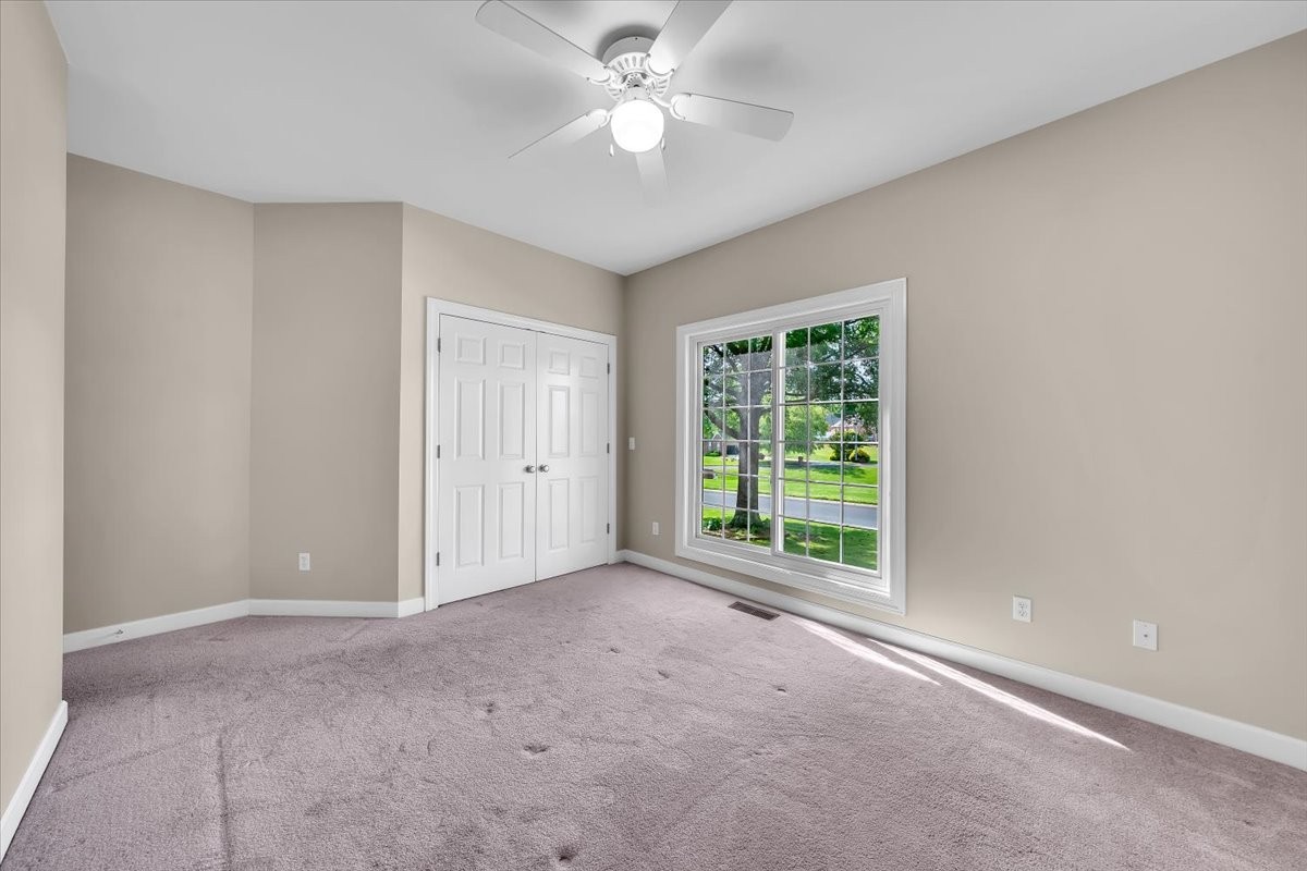 143 Hunters Ridge Dr