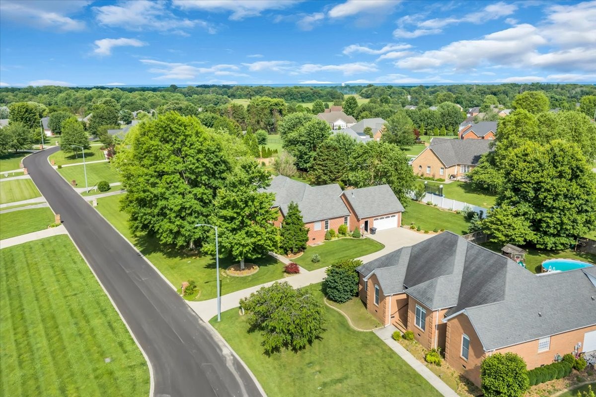 143 Hunters Ridge Dr