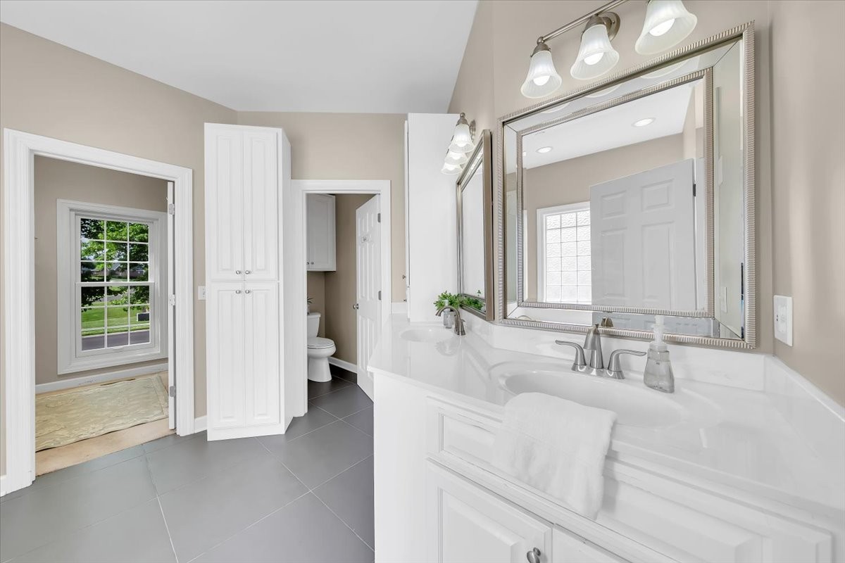 143 Hunters Ridge Dr