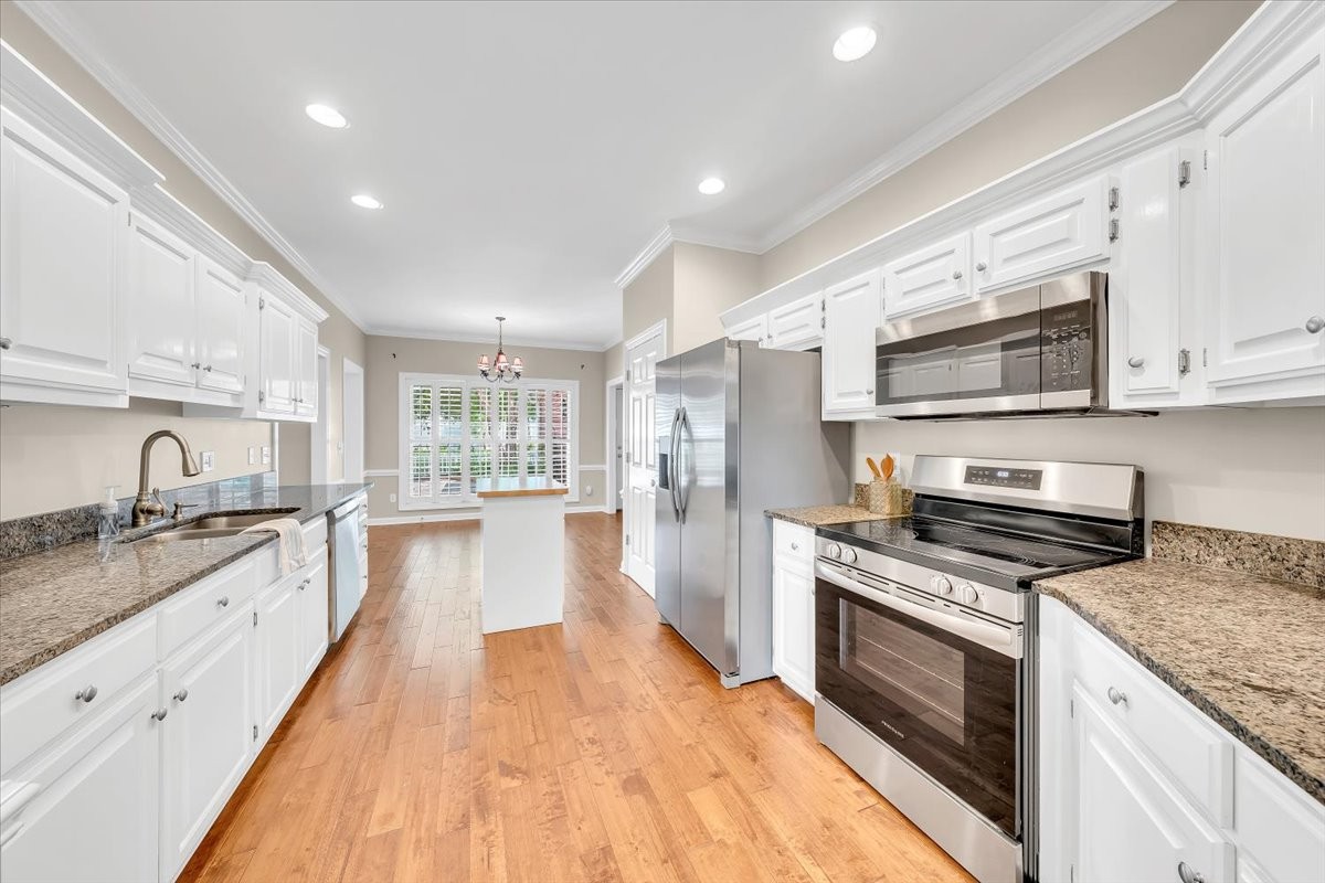 143 Hunters Ridge Dr
