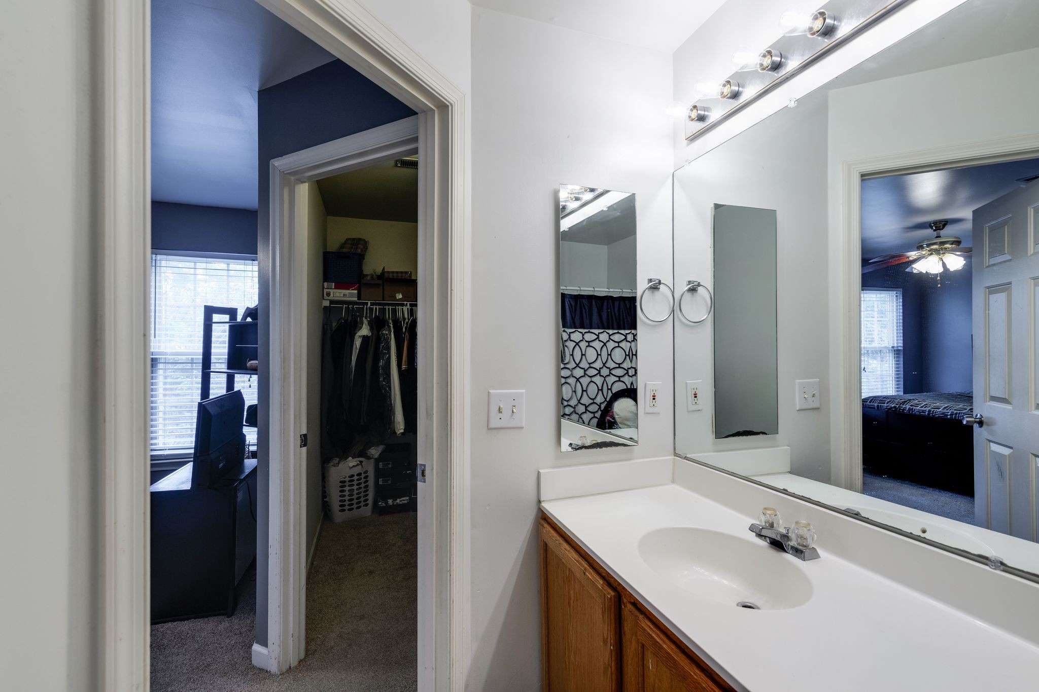 3401 Anderson Rd Unit: 12