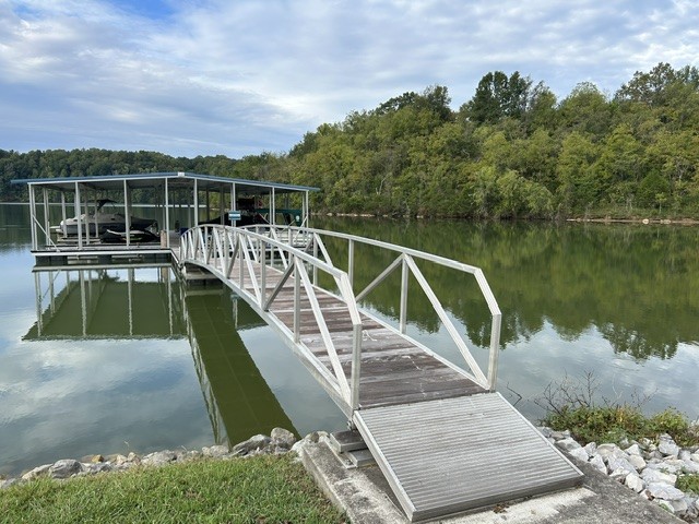 621 Lake Haven Dr