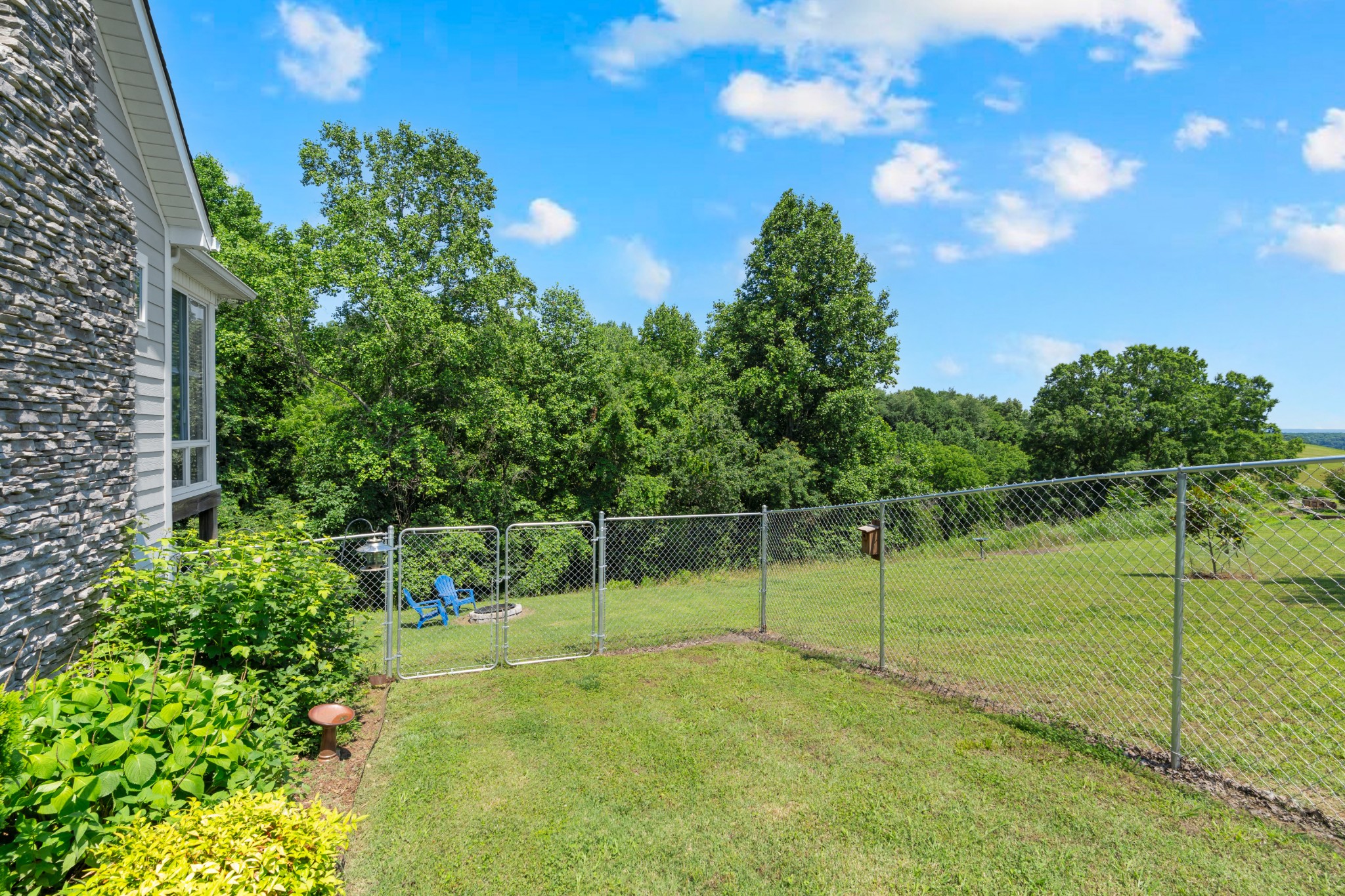 621 Lake Haven Dr