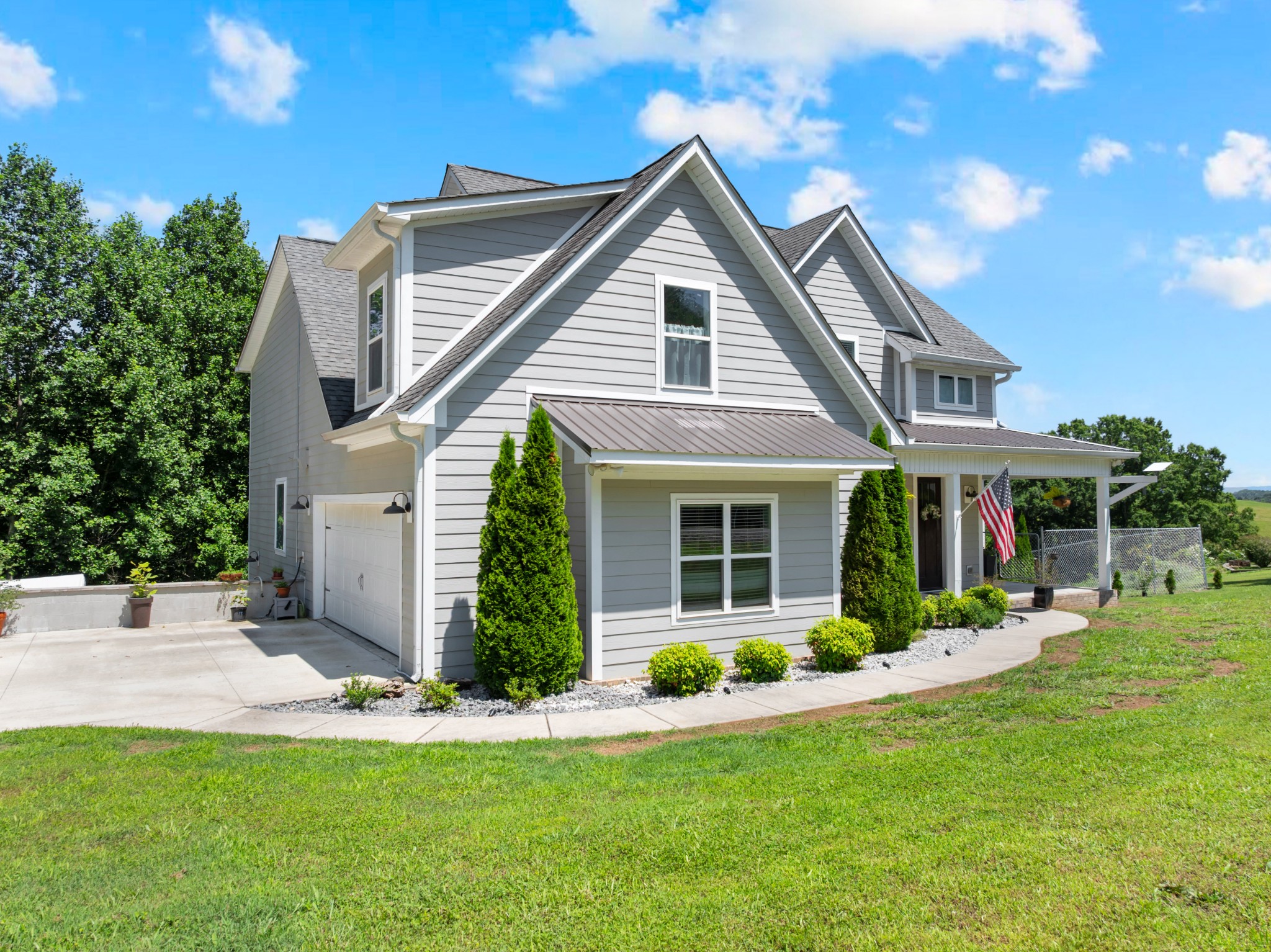 621 Lake Haven Dr