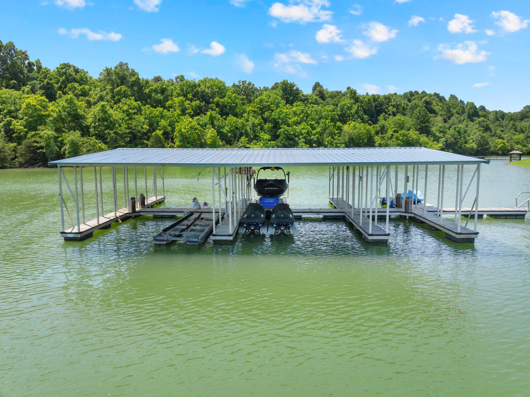 621 Lake Haven Dr