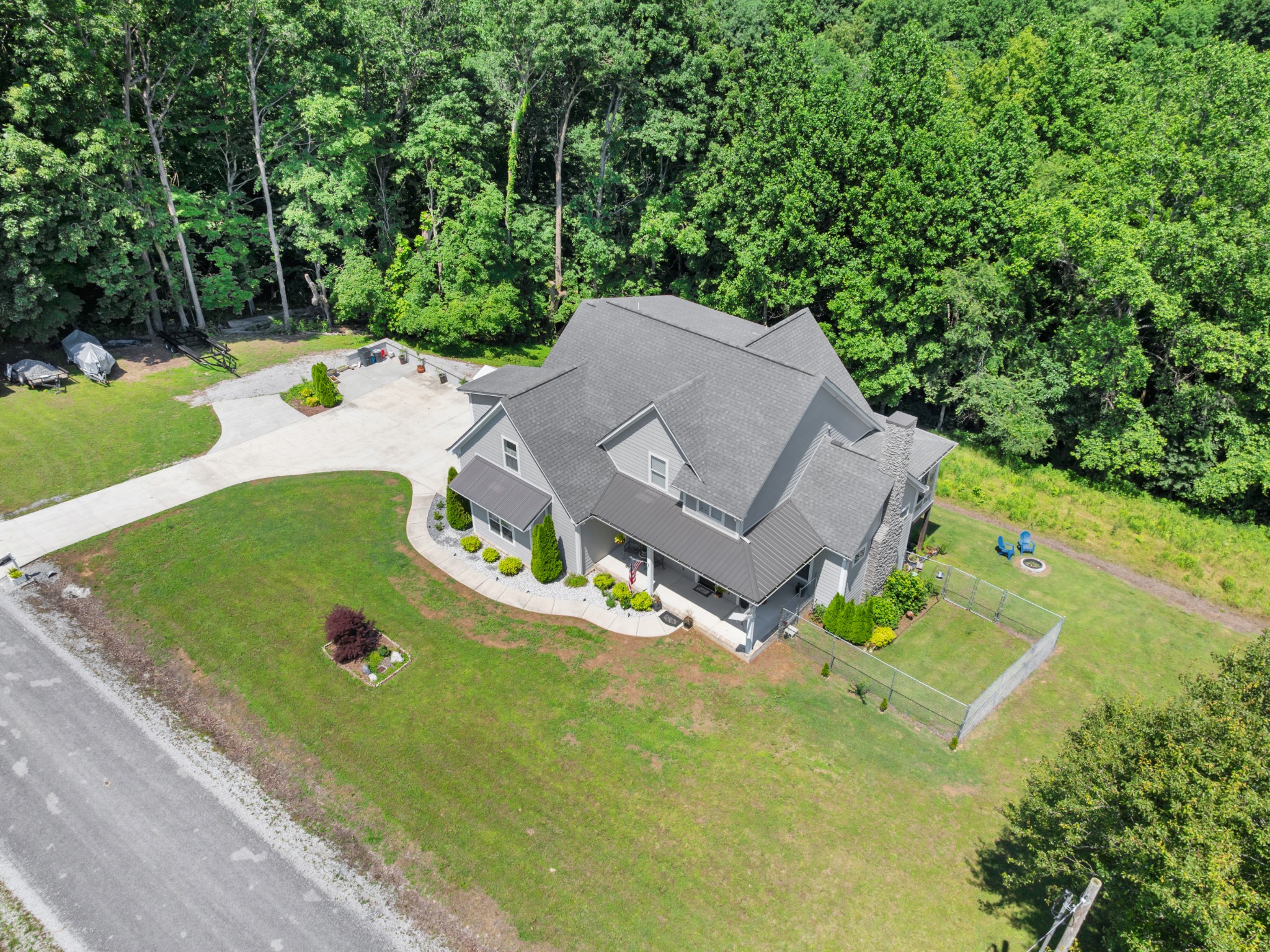 621 Lake Haven Dr