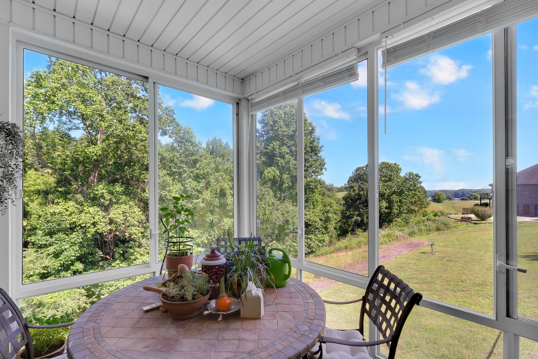 621 Lake Haven Dr