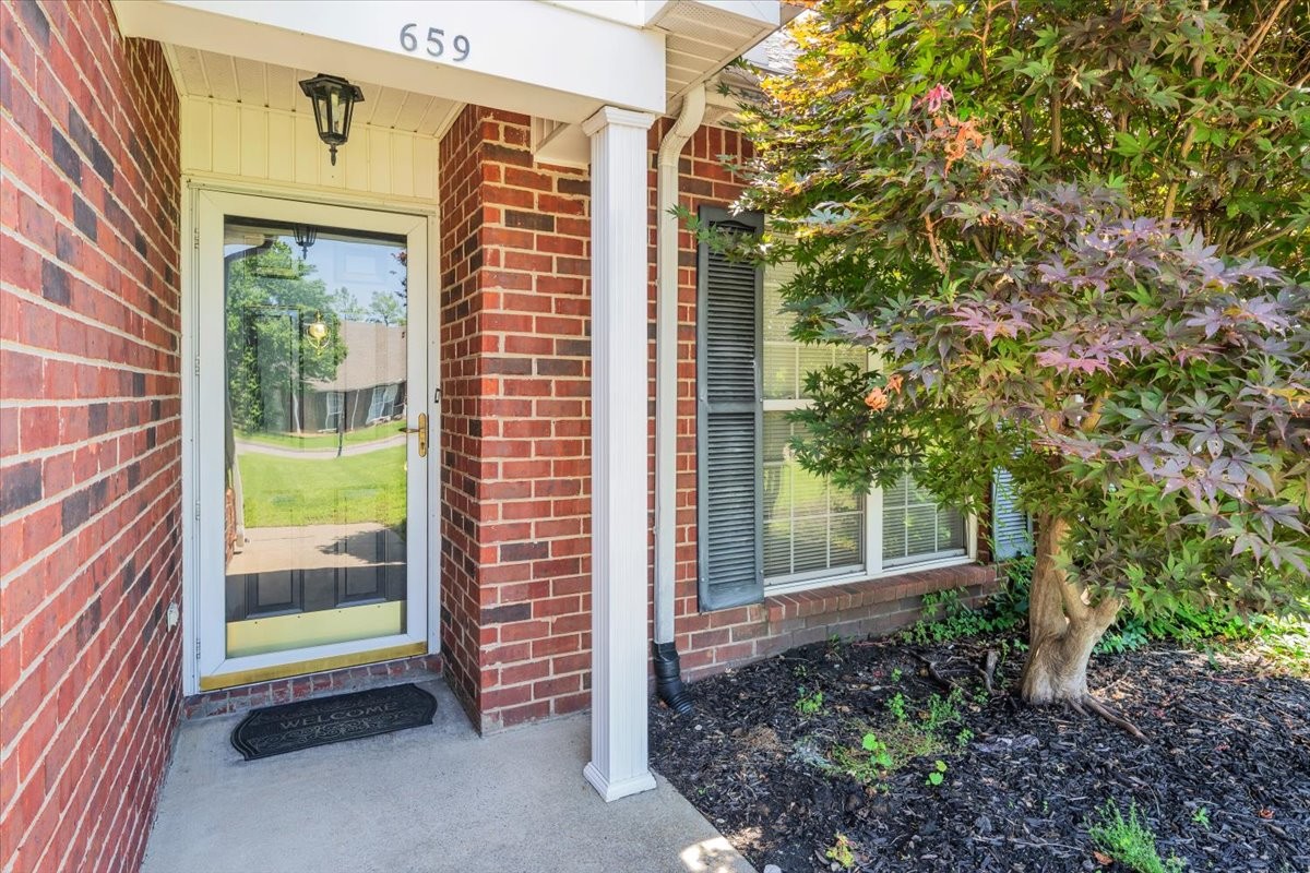 659 Potomac Pl