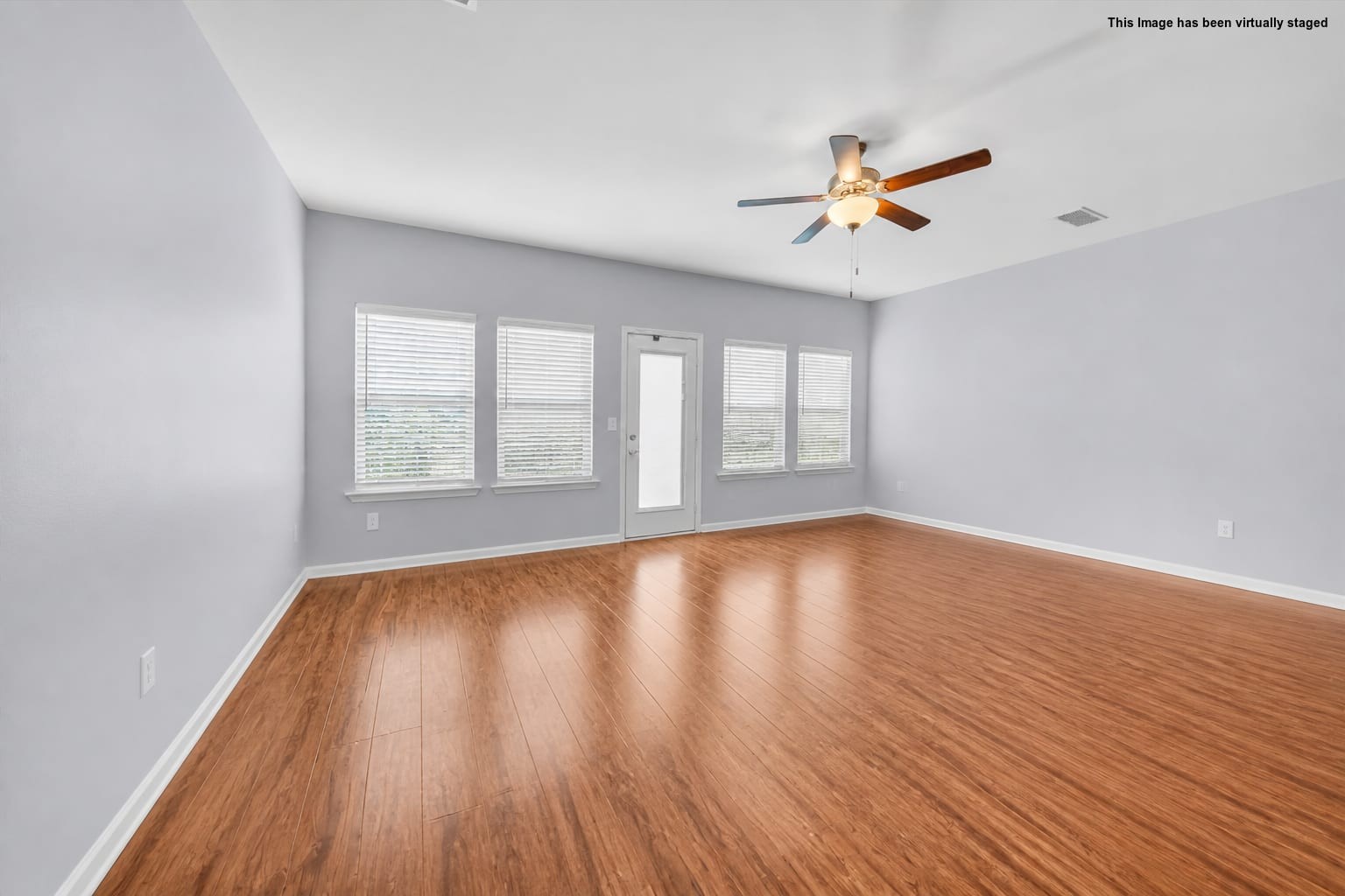 5613 Dockside Dr