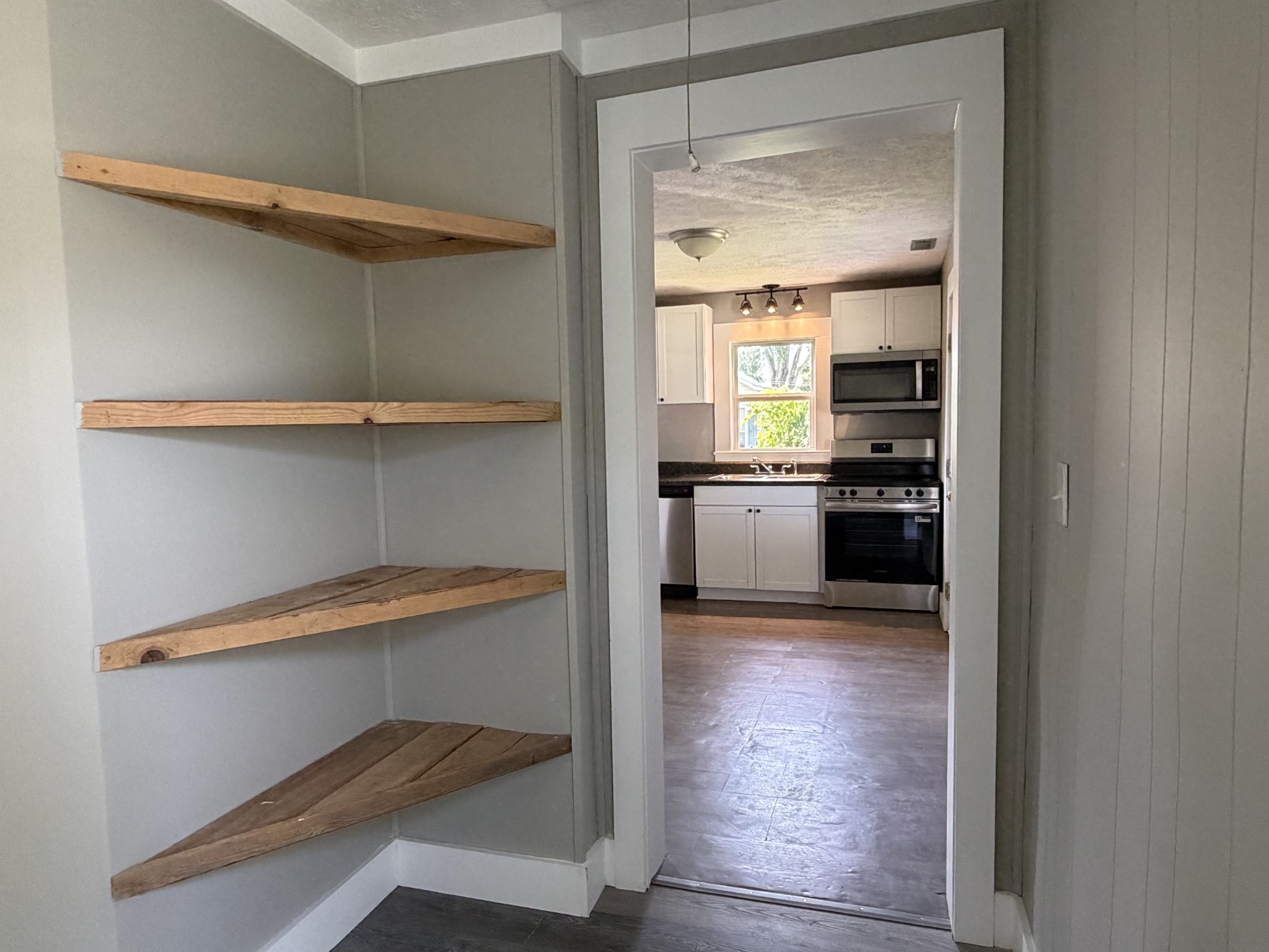 125 Walnut St