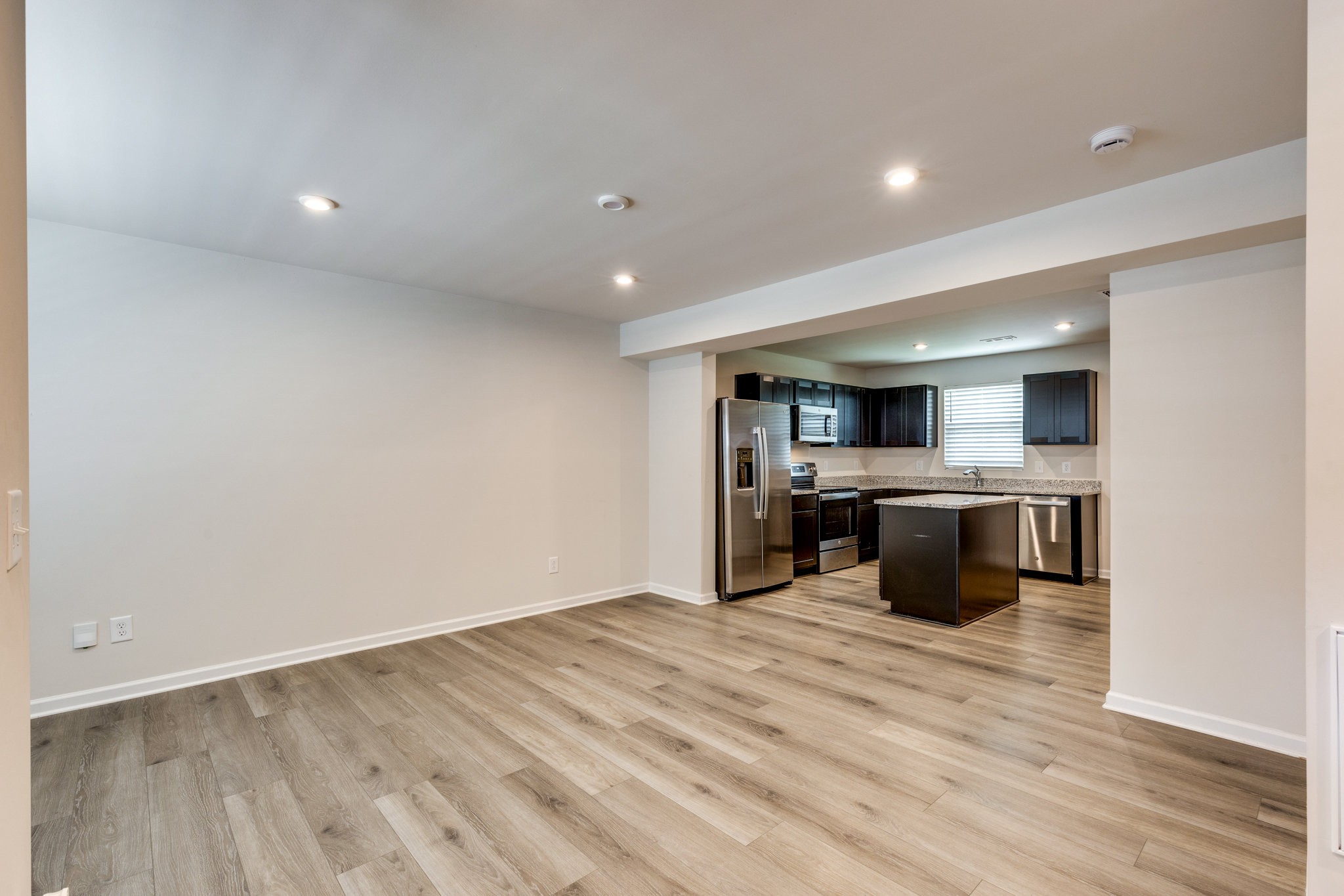 1520 Smoketree Rd