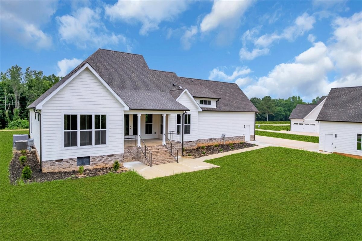74 Summer Lake Ct