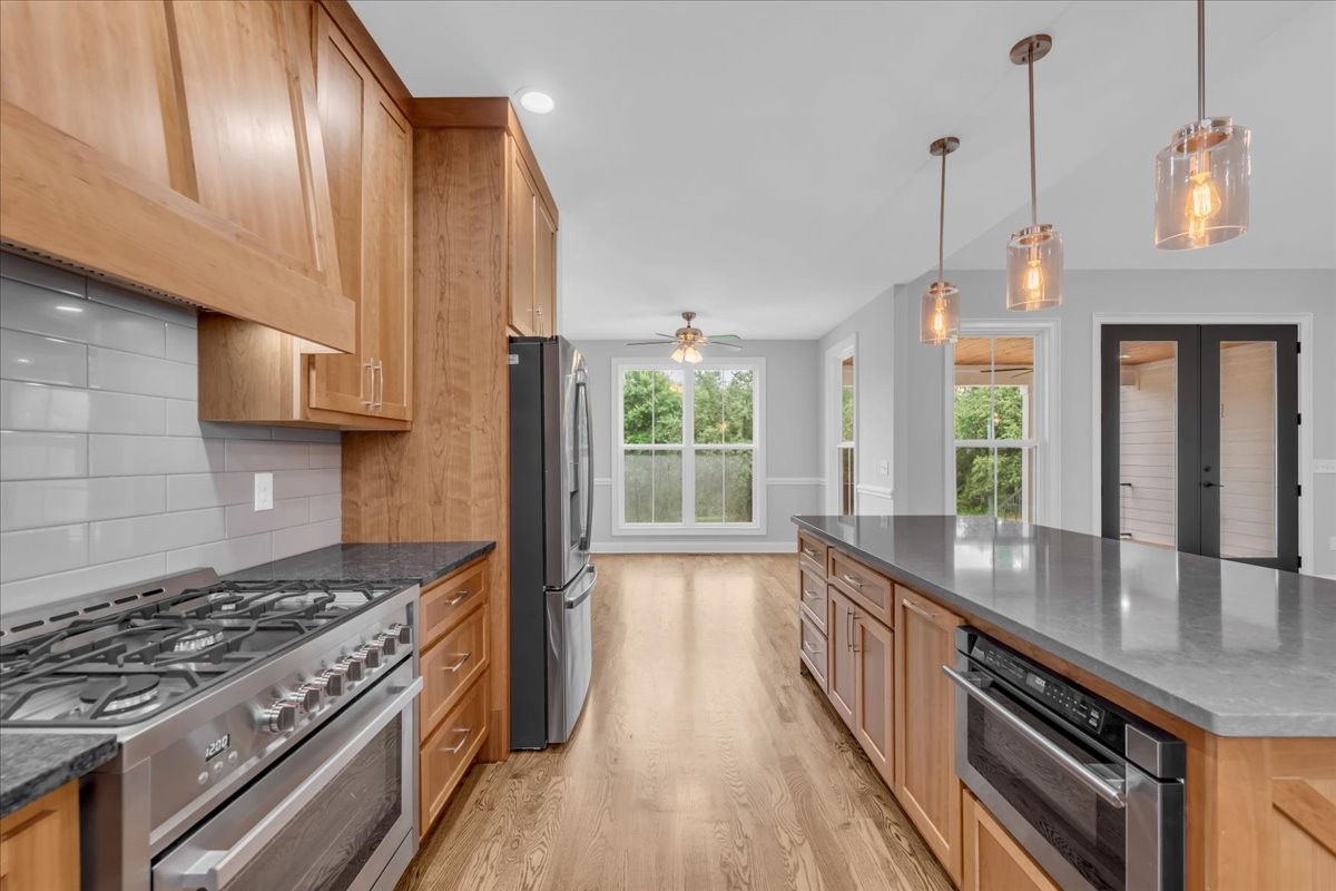 74 Summer Lake Ct