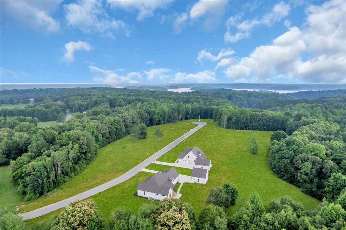 74 Summer Lake Ct